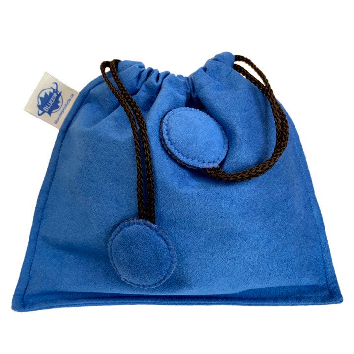Pouch drawstring outlet